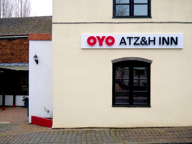 Atz&H Inn Bilston Exteriör bild